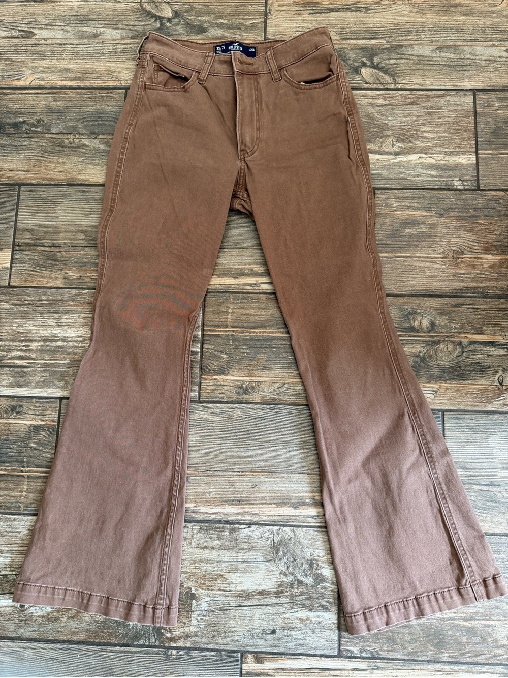 Hollister Brown high rise vintage flair Jeans petite 26 - Picture 1 of 3